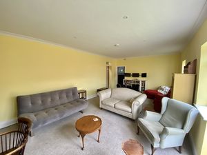 Living Room- click for photo gallery
